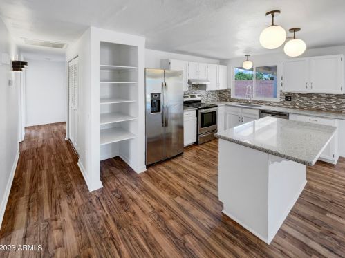 1812 Rosal Dr, Chandler AZ 85224-2256 exterior