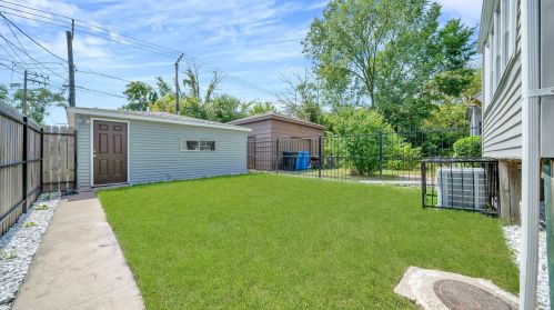 1215 71st Pl, Chicago IL  60619-1305 exterior