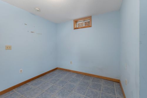 331 Queen St, Concord NH 03303-1118 exterior