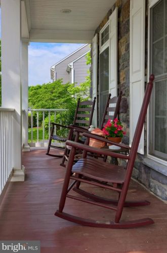 1404 Banner Dr, Lancaster PA 17601-4580 exterior