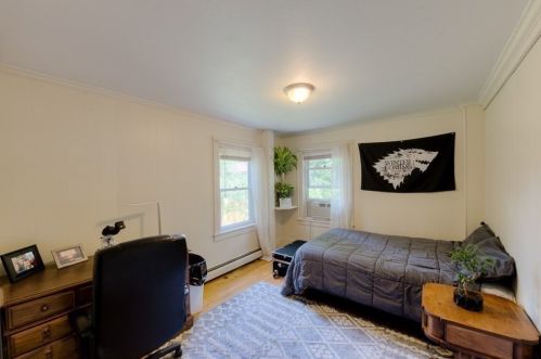 19 Highland Ter, Worcester MA 01602-4202 exterior