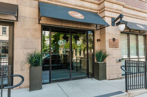 102 Water St, Milwaukee WI  53202-6054 exterior