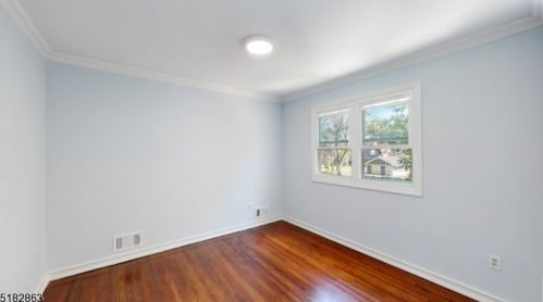 6 Malanga Ct, Scotch Plains NJ exterior