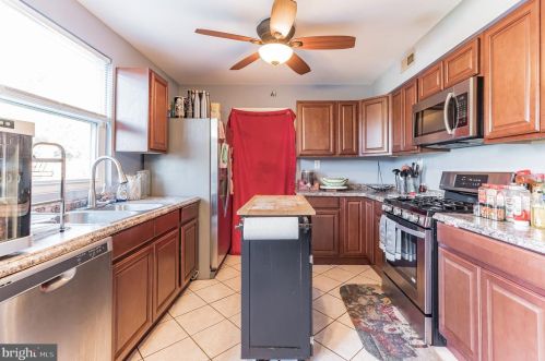 8 Amber Pl, Erial NJ 08081-1712 exterior