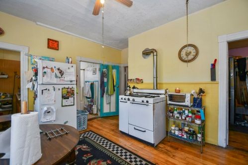 91 Southgate St, Worcester MA 01603-2846 exterior