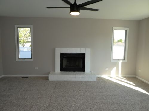 7002 Monmouth Dr, Joliet IL 60431-6042 exterior