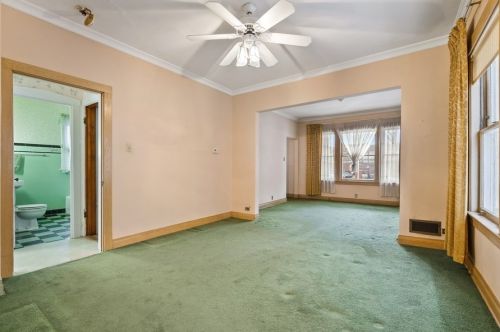 4947 Wellington Ave, Chicago IL 60641-5126 exterior