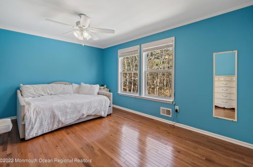 4 Country Rd, Jackson Twp NJ 08527-3300 exterior