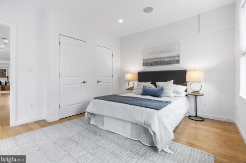 833 Bainbridge St, Philadelphia PA  19147-2009 exterior