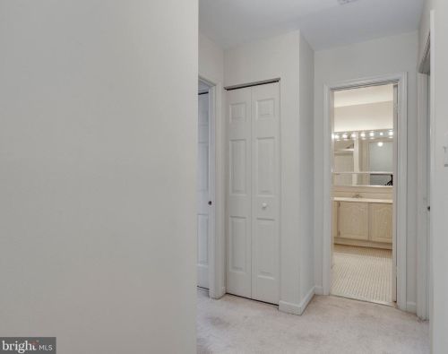 11352 Empire Ln, Rockville MD 20852-2870 exterior