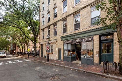 54 Myrtle St, Boston MA exterior