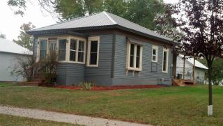 1612 Stoughton Ave, Tomah, WI 54660-2736