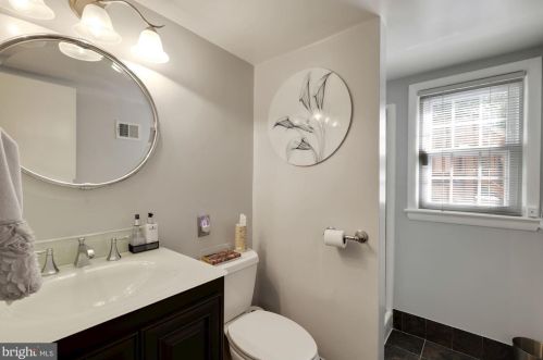 10601 Woodsdale Dr, Silver Spring MD 20901-1547 exterior