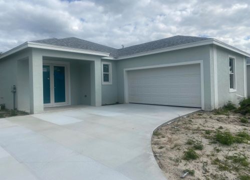 1749 California Blvd, Fort Pierce FL 34953-1159 exterior