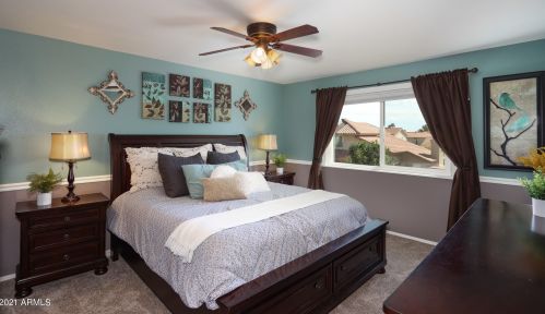 4331 Amberwood Dr, Phoenix AZ 85045-4209 exterior