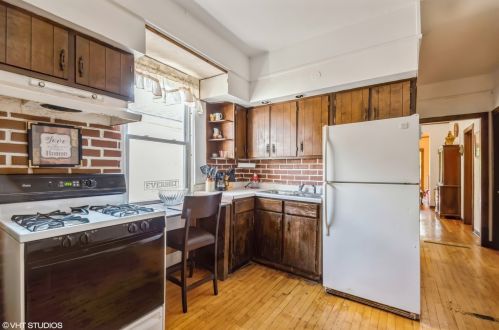 4023 Kilbourn Ave, Chicago IL 60641-1909 exterior