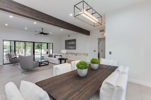 9919 47th Pl, Phoenix AZ  85028-4242 exterior