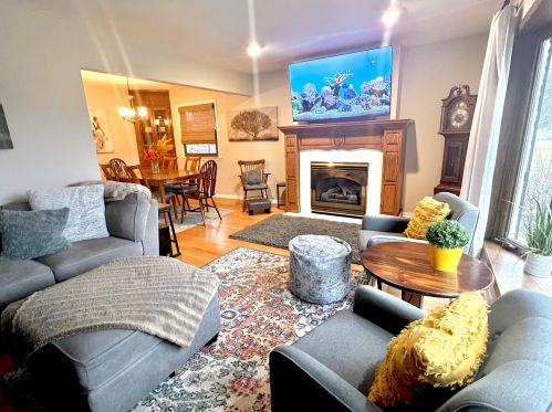 6053 21st St, Milwaukee WI  53221-5052 exterior