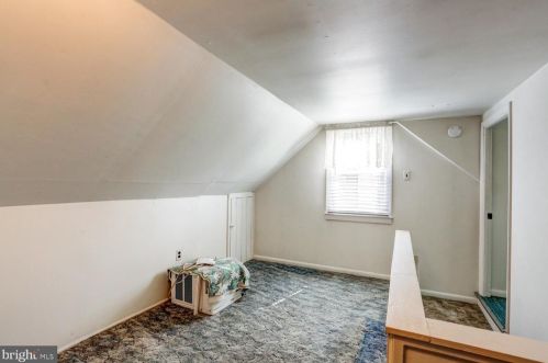 28 Eastland Dr, Lancaster PA 17602-4105 exterior