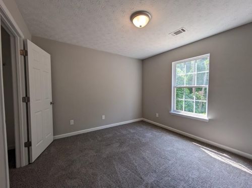 4256 Shoreside Cir, Lithonia GA  30039-6827 exterior