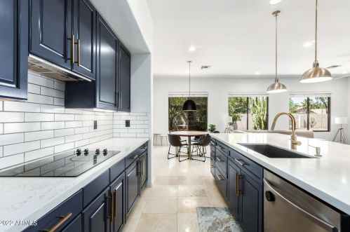 1802 Mead Pl, Chandler AZ  85248-5435 exterior