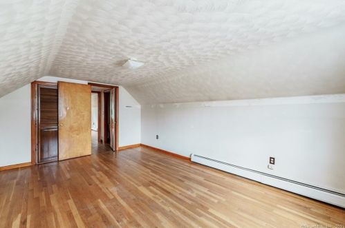 22 Orch Hl Dr, Enfield CT 06082-4313 exterior