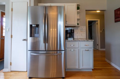 2531 80, Milwaukee WI 53213-1008 exterior