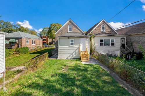 7116 Indiana Ave, Chicago IL 60628-4904 exterior