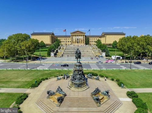 226 22nd St, Philadelphia PA  19103-1384 exterior