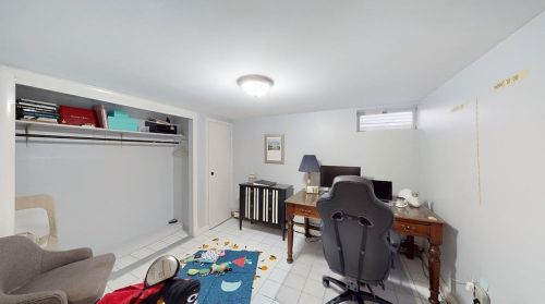 382 New York Ave, Providence RI  02905-2802 exterior