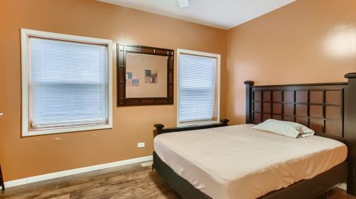 126 Menard Ave, Chicago IL 60634-5221 exterior