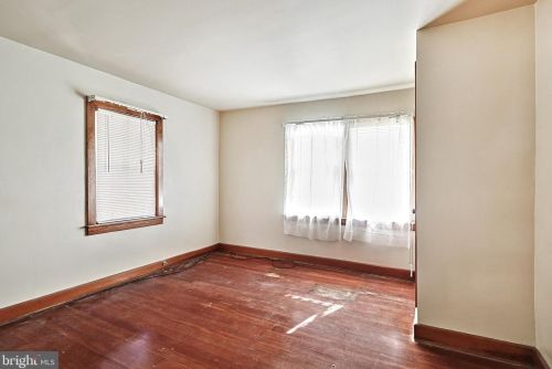 113 Maple Ave, Hanover PA 17331-4625 exterior