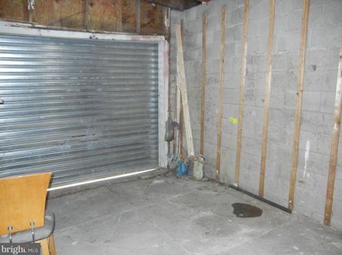 1924 4 St, Philadelphia PA 19122-2206 exterior