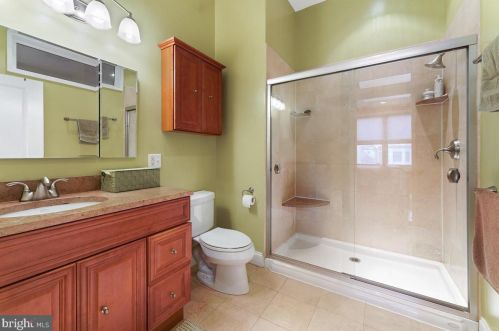 1023 19 St, Philadelphia PA 19146-2938 exterior