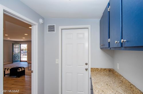 8302 3 St, Tucson AZ 85711-1518 exterior