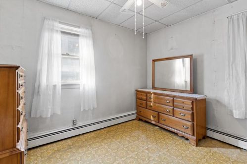 107 Penn St, Providence RI 02909-1326 exterior