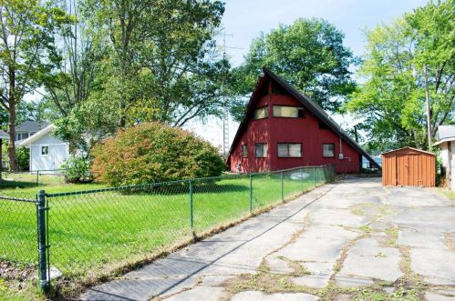 50184 Lake Shore Dr, Dowagiac MI  49047-8741 exterior