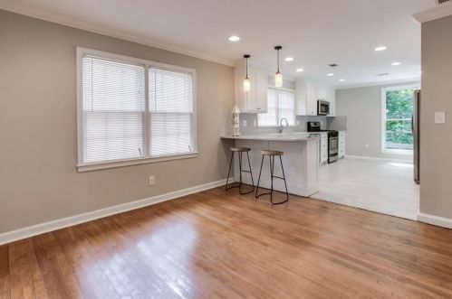 1610 Belle Isle Cir, Atlanta GA  30329-2526 exterior