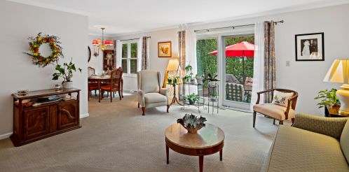 635 Aspenwood Ct, Milwaukee WI 53217-1603 exterior