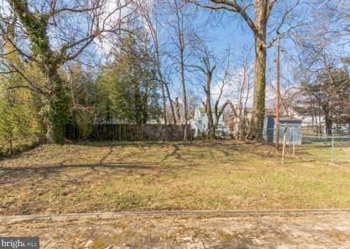 15 Dunmore Ave, Trenton NJ 08618-1937 exterior