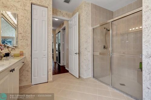 7648 New Holland Way, Boynton Beach FL 33437-6342 exterior