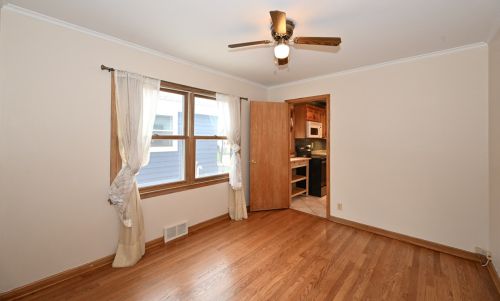 6326 Wright St, Milwaukee WI 53212-2940 exterior