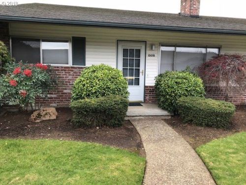 1001 90th Ave, Portland OR  97220-5742 exterior