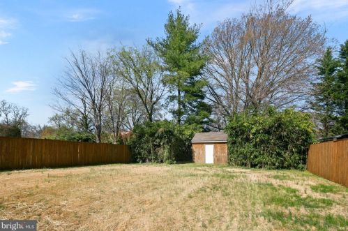 711 Ritchie Ave, Silver Spring MD 20910-5242 exterior