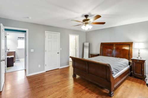 2066 Route 6, Middletown NY 10940-6159 exterior