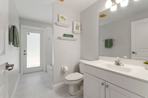 681 Little Kayak Pt, Fort Pierce FL  34983-3516 exterior