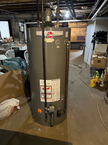 3746 Magnolia Ave, Chicago IL 60626-5305 exterior