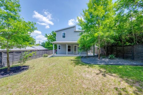 7206 Blessing Ave, Austin TX 78752-2716 exterior