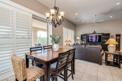 1121 Night Heron Dr, Green Valley AZ 85614-6014 exterior