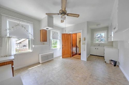 350 Mount Pleasant Ave, Providence RI 02908-5153 exterior